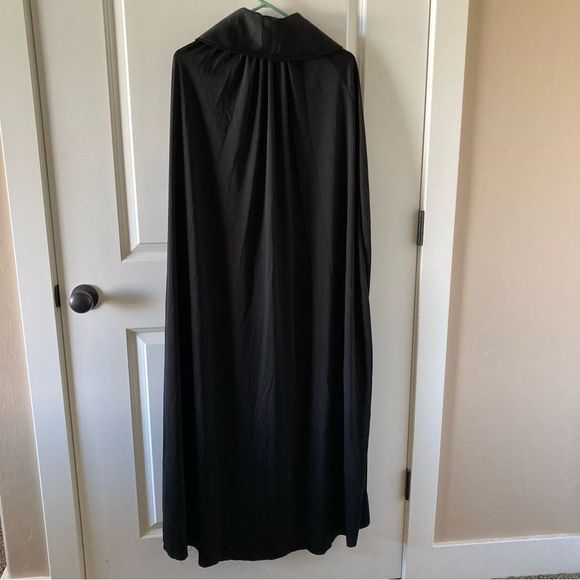 Vampire cape costume - Picture 2 of 6